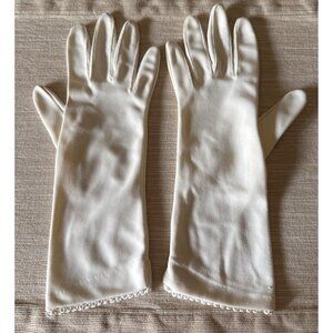 Vintage White Nylon Gloves w/ Scallop Trim 1960s Bridal Tea Party Costume Chic